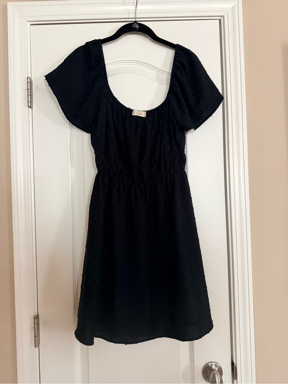 Women's Black Scoop Neck Short Sleeve Dress